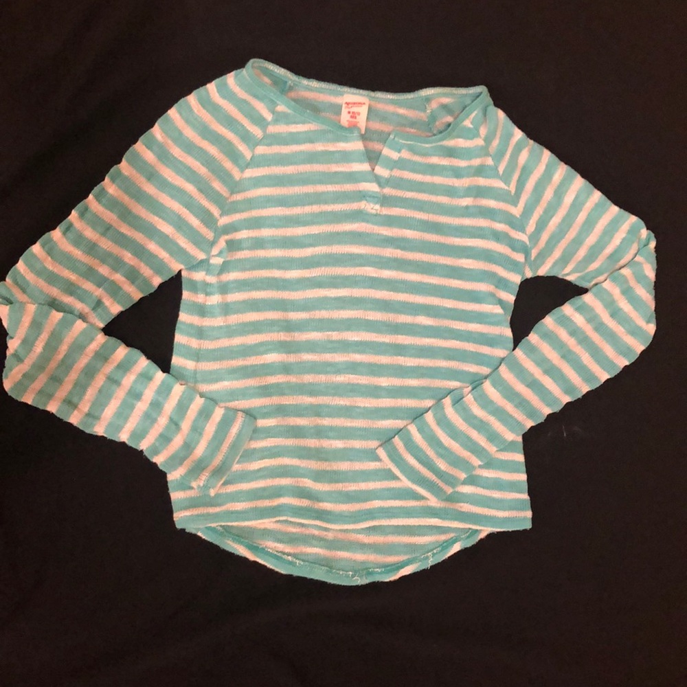 Lightweight Knit Long Sleeve Shirt